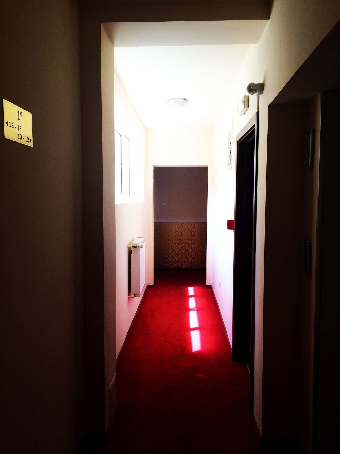 Kosher Hotel Lev Or Boekarest Buitenkant foto